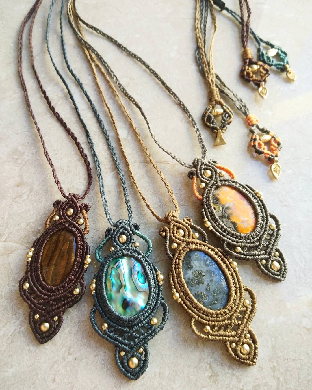 Micro Macrame Supplies and free tutorials!