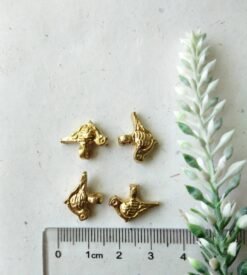 Bird charms – Elegant brass accents for jewelry.