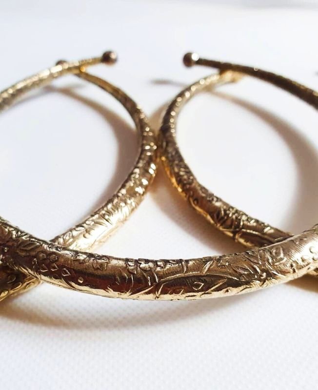 Embossed Botanical Tribal Brass Choker Set - Image 4