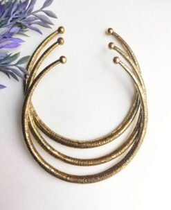 Unique Finish Brass Choker Set