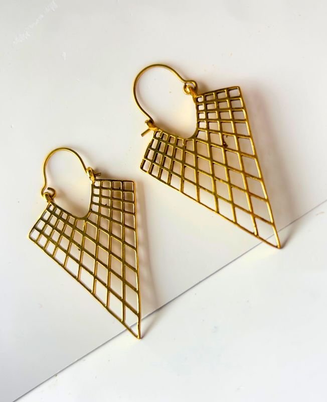 5/20 Pairs Handcrafted Geometric Hoop Brass Earrings - Image 2