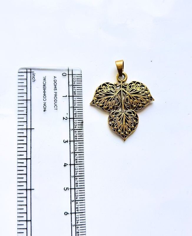 1/3/10 Pieces Filigree Triple Leaf Brass Pendant - Image 3