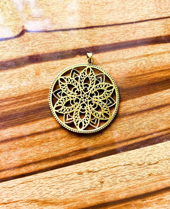 1/3/10 Pieces Stunning Round Petal Brass Pendant - Image 2