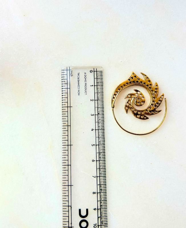 5/20 Pairs Swirl Pattern Hoop Brass Earrings - Image 3