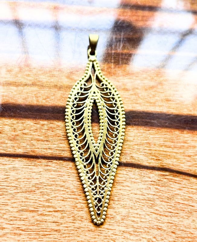 1/3/10 Pieces Elongated Leaf Brass Pendant - Image 2