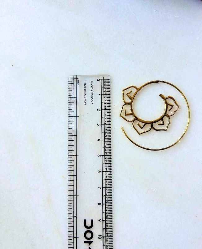 5/20 Pairs Designer Mandala Spiral Brass Earrings - Image 3