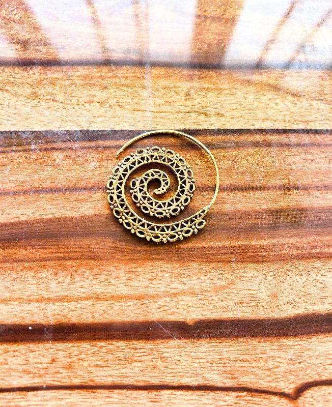 5/20 Pairs Lattice Spiral Filigree Brass Earrings - Image 2