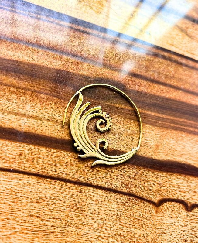 5/20 Pairs Swirl Filigree Hoop Brass Earrings - Image 2