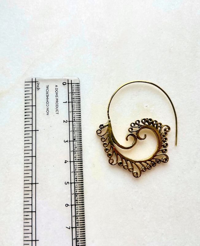 5/20 Pairs Beautiful Filigree Spiral Brass Earrings - Image 3