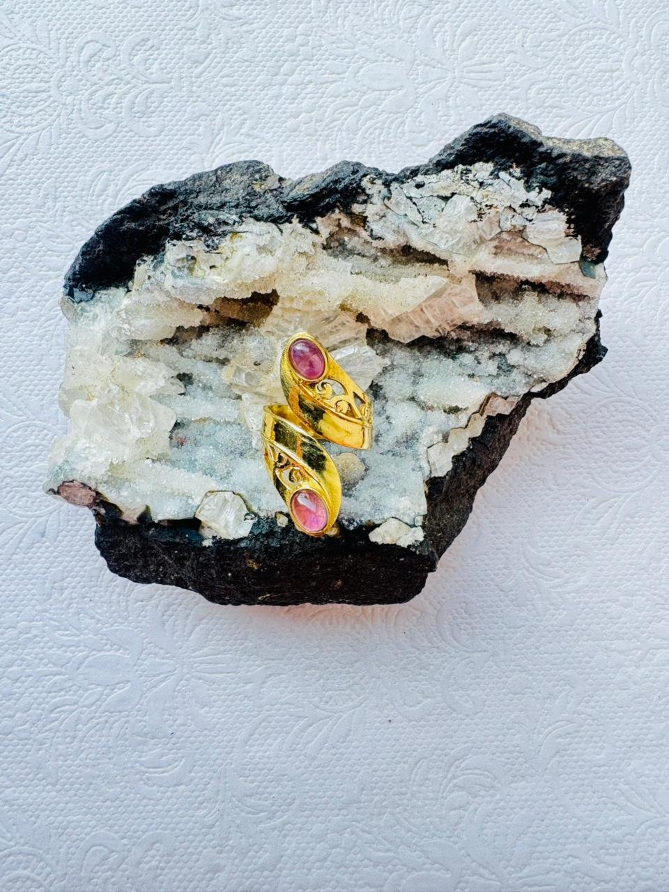 5/20 Pieces Dual Amethyst Stones Brass Ring - Image 2