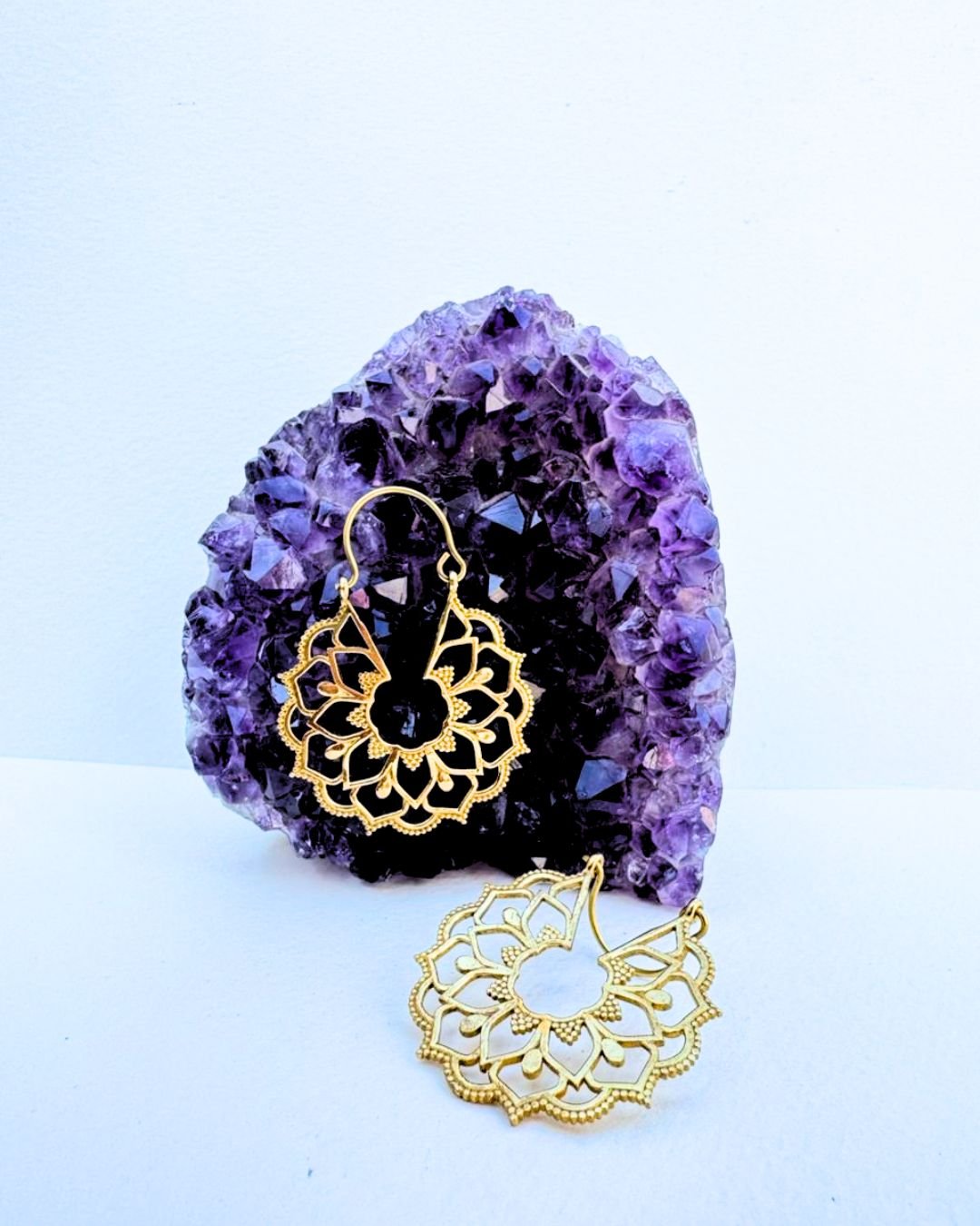 5/20 Pairs Floral Mandala Hoop Brass Earrings