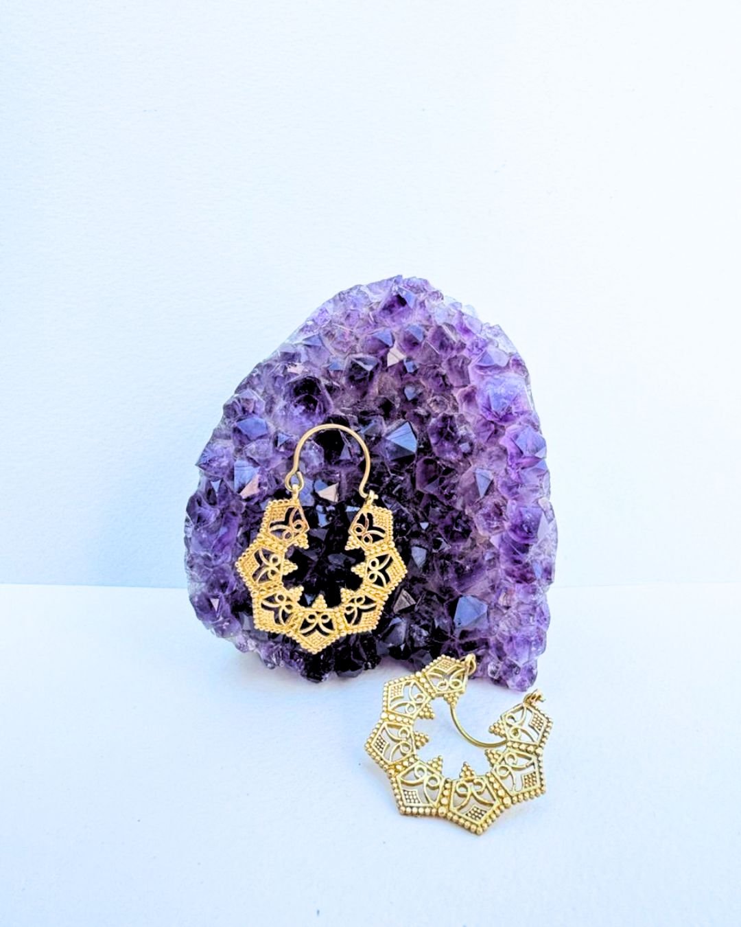 5/20 Pairs Striking Hexagon Hoop Brass Earrings