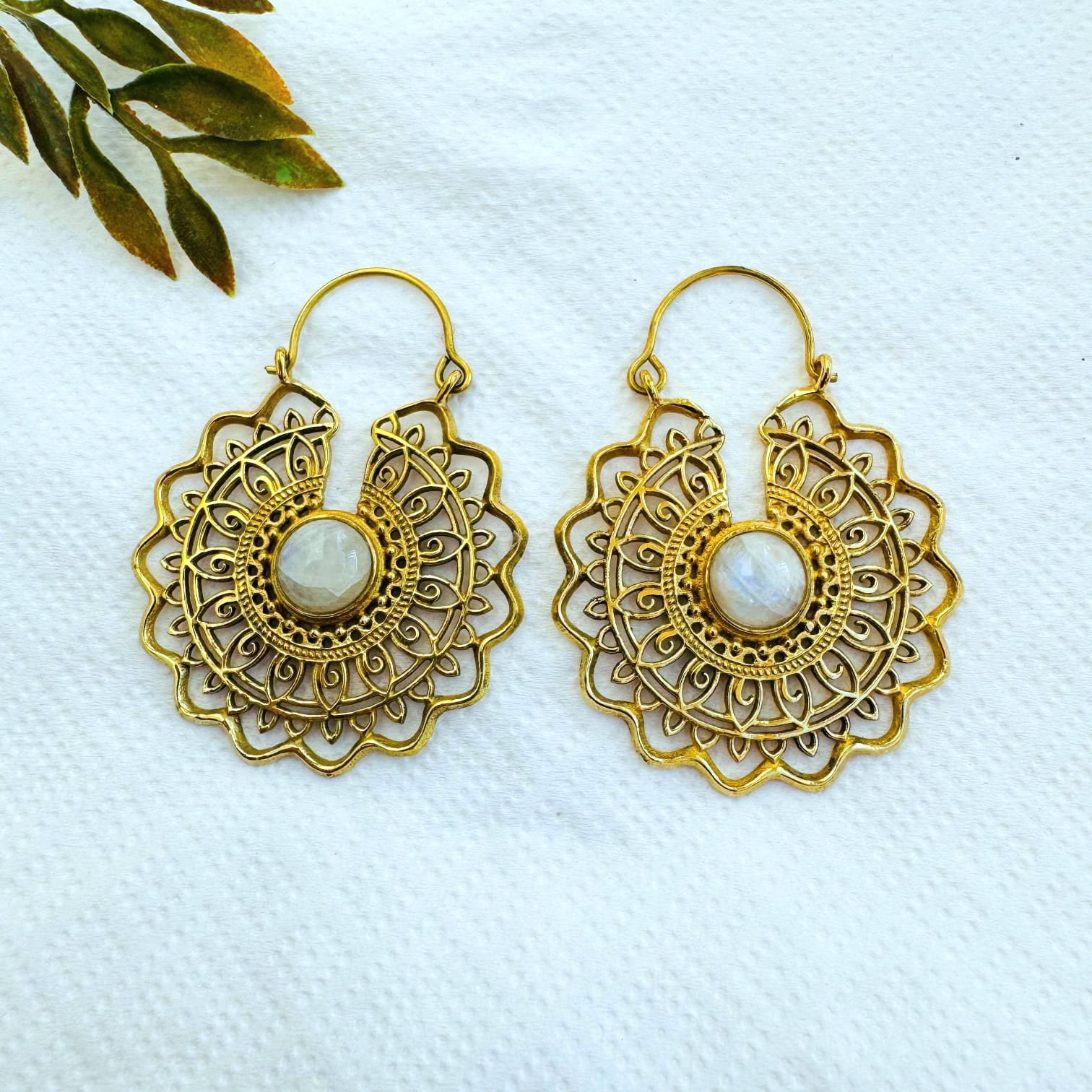 5/20 Pairs Luminous Moonstone Brass Earrings - Image 2