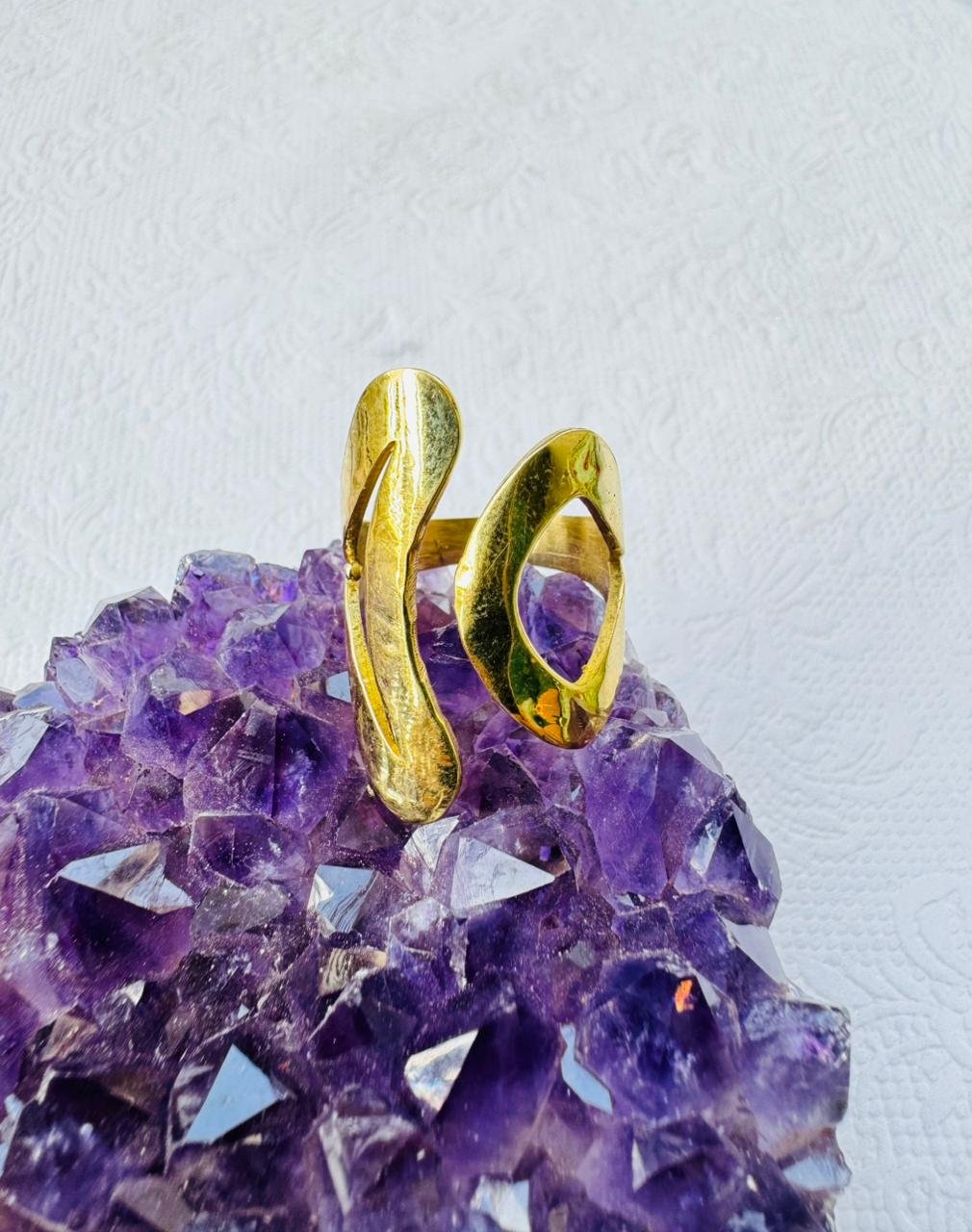 5/20 Pieces Abstract Infinity Shield Brass Ring