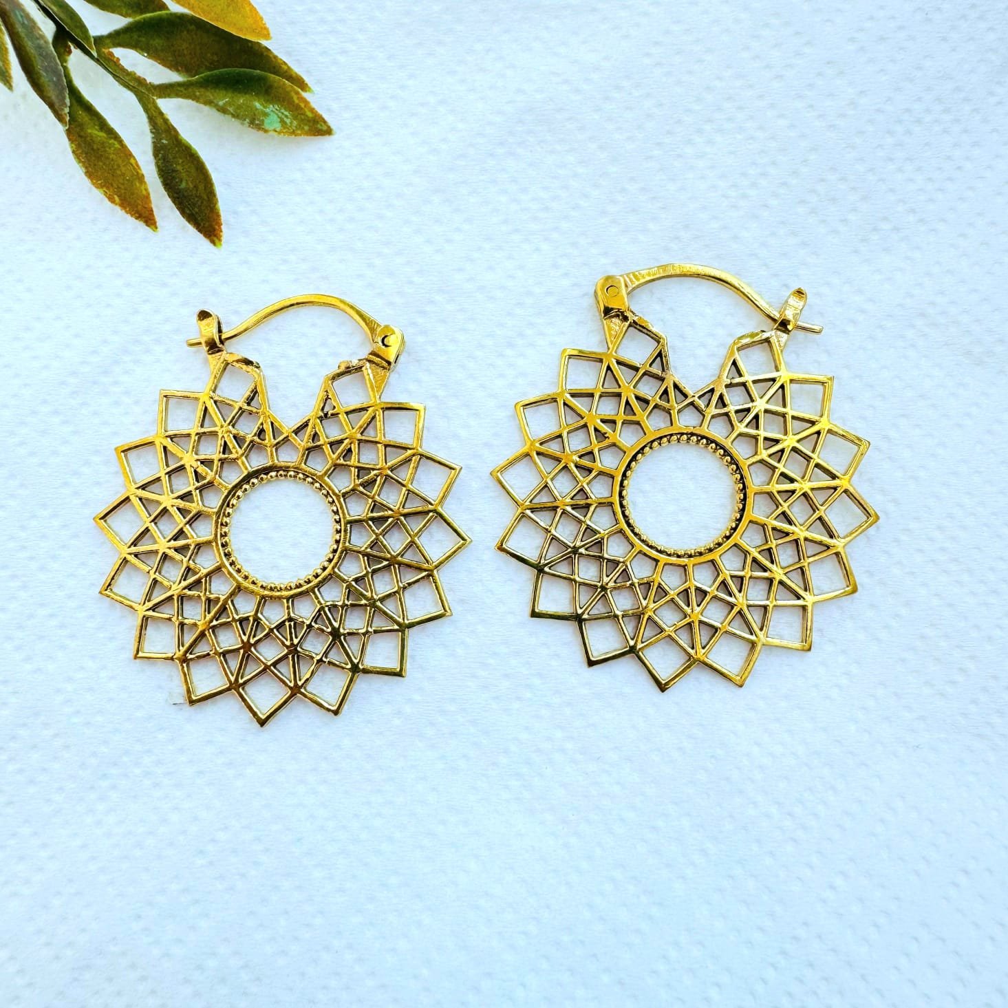 5/20 Pairs Sun Mandala Hoop Brass Earrings - Image 2