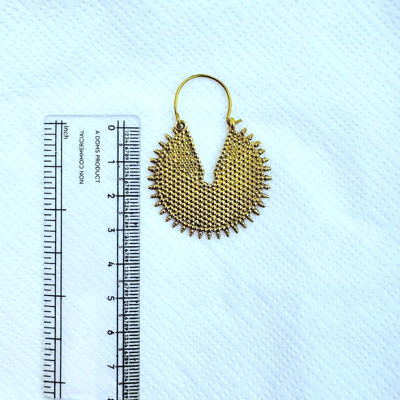 5/20 Pairs Crescent Textured Hoop Brass Earrings - Image 3