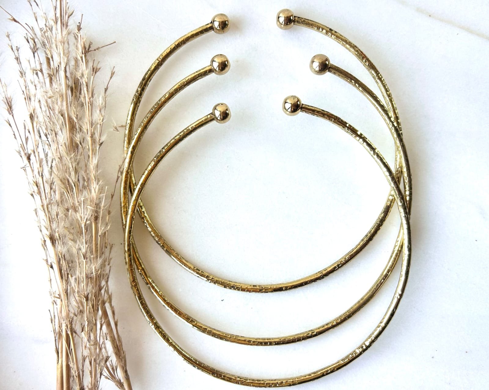 Circular Silhouette Brass Choker Set