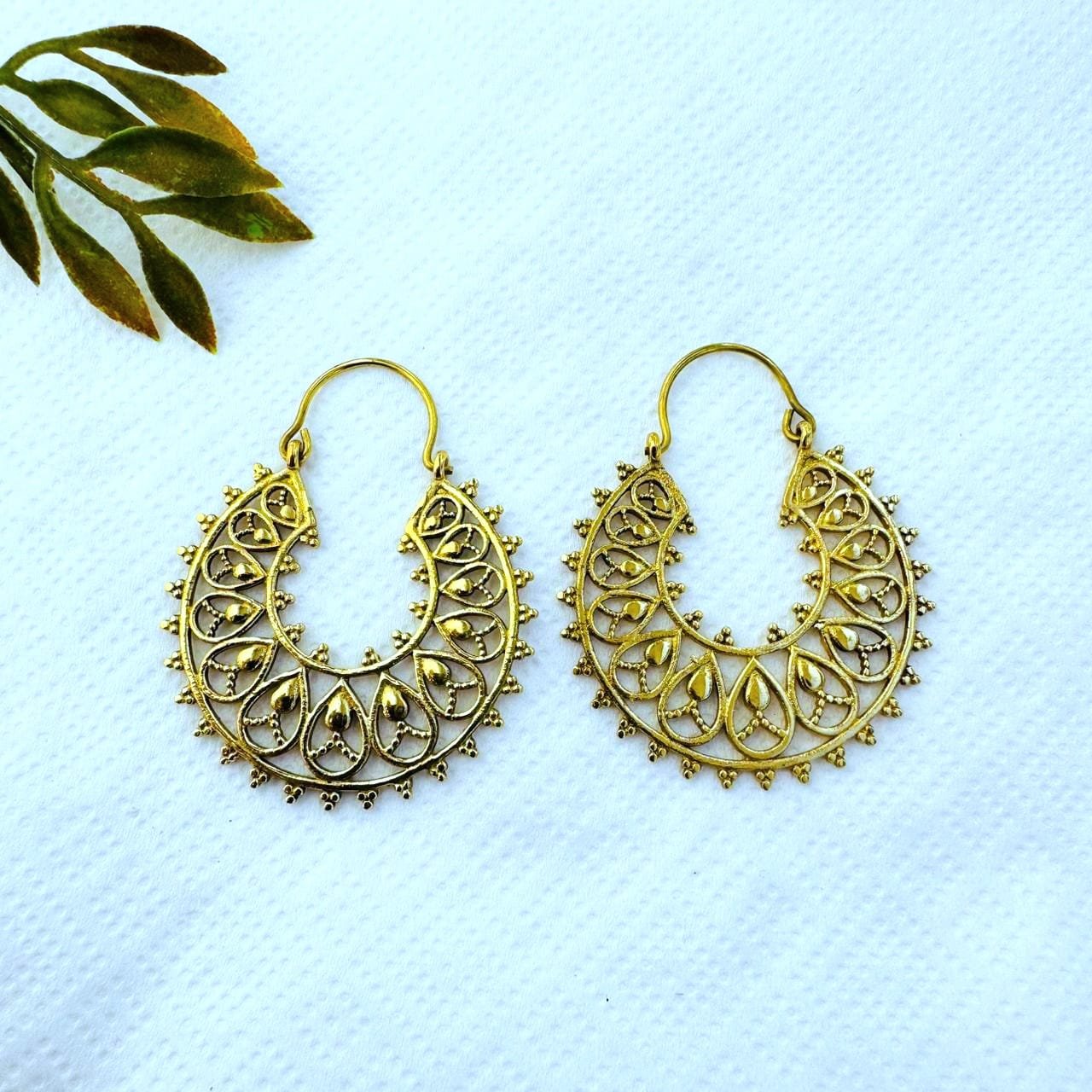 5/20 Pairs Dot Crescent Hoop Brass Earrings - Image 2