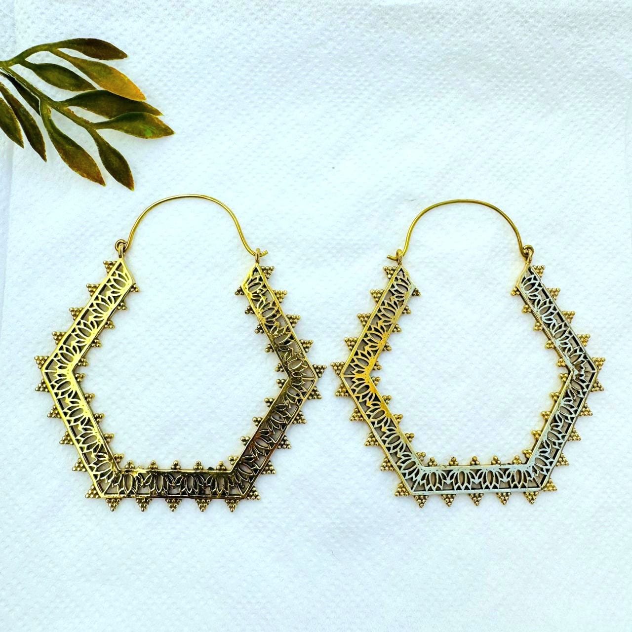 5/20 Pairs Hexagon Tribal Filigree Hoop Brass Earrings - Image 2