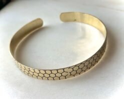 Alternative view of Honeycomb Geometry Wide Brass Choker Set