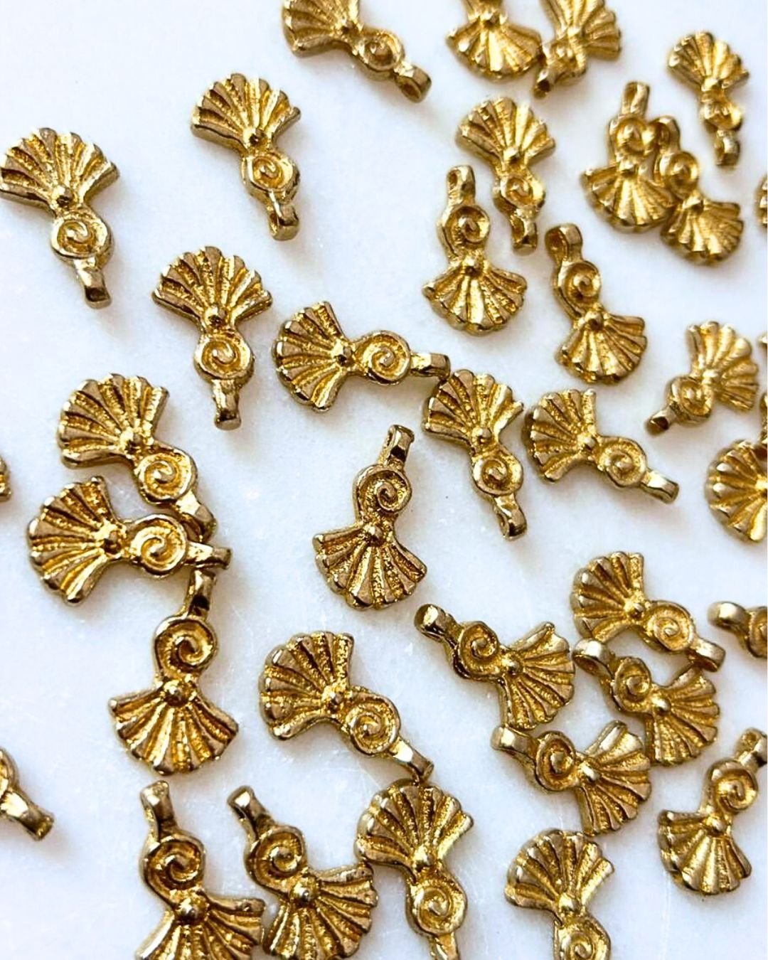 Fan Shell Brass Charms