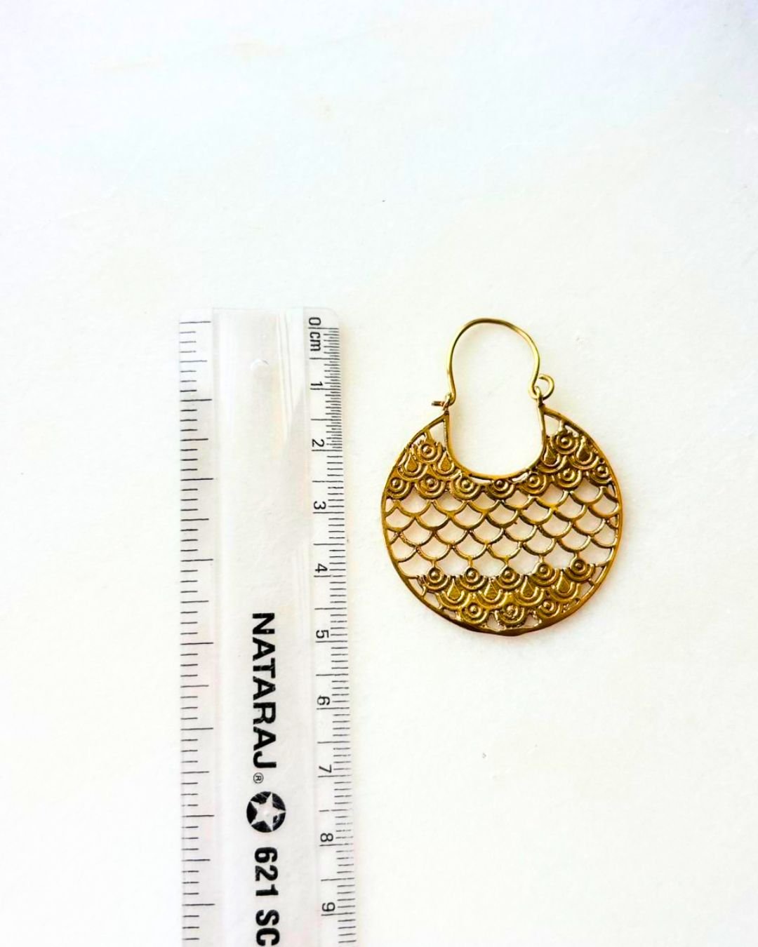 Scalloped Filigree Disc Brass Earrings - Image 3