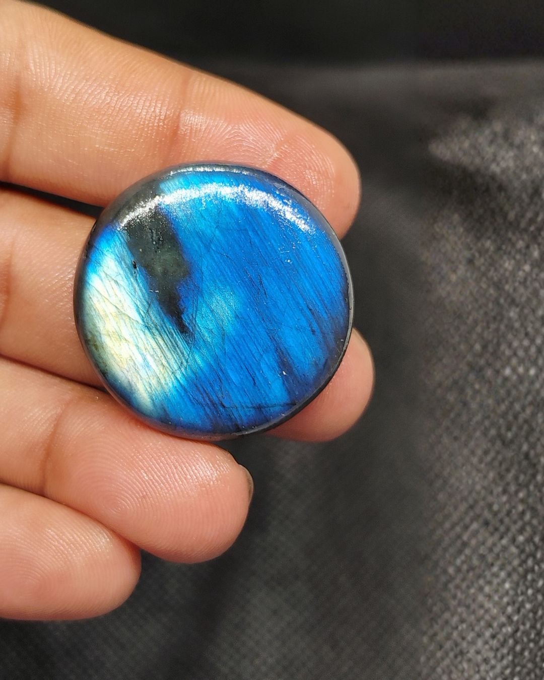 labradorite cabochon for sale- round blue Labradorite for jewelry making