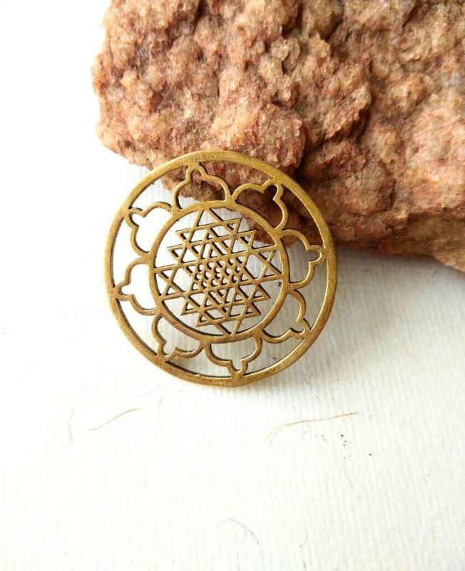 Cosmic Balance Disc Brass Special Charms